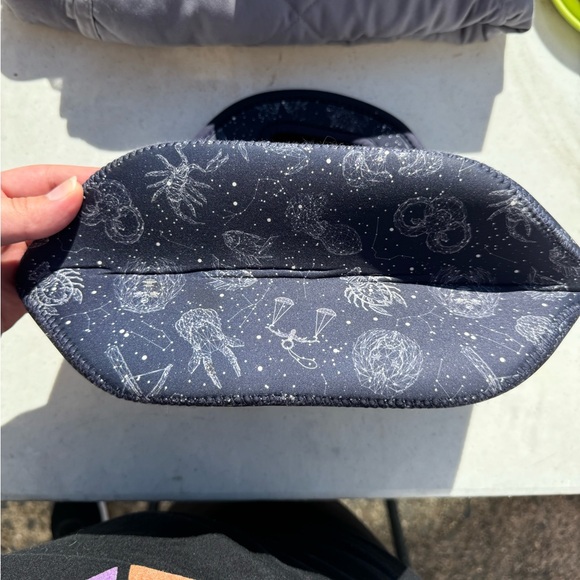 Sok It 1.5 Gal Multiuse Zodiac Lunch Tote - Picture 3 of 5